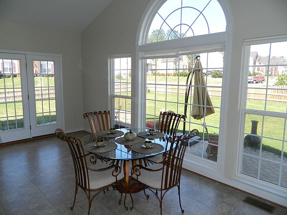 4th image of 8331 Hawk Nest Dr