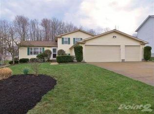 8854 Gettysburg Dr, Twinsburg, OH 44087