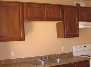 5852 E 28th St, Tucson, AZ 85711