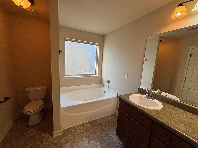 1322 Ingersoll Dr — Photo 29