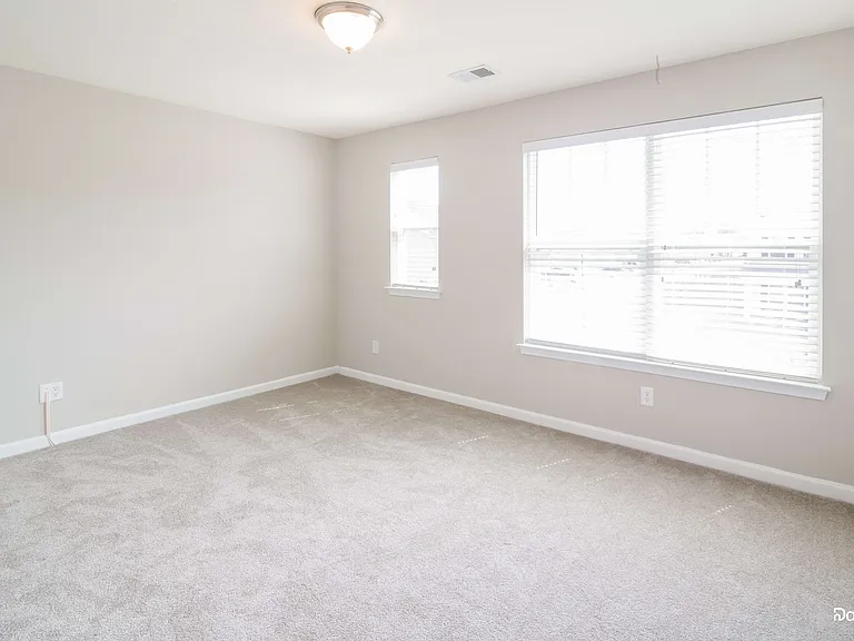 601 Ravens Wood Rd — Photo 11