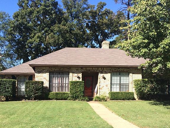 3rd image of 3501 Richwood Dr
