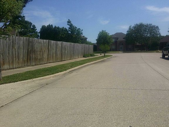 4th image of 6901 Buckhorn Dr
