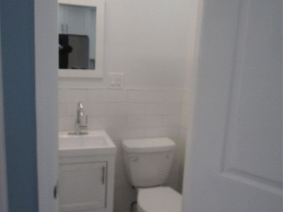 5th image of 128-40 146th St