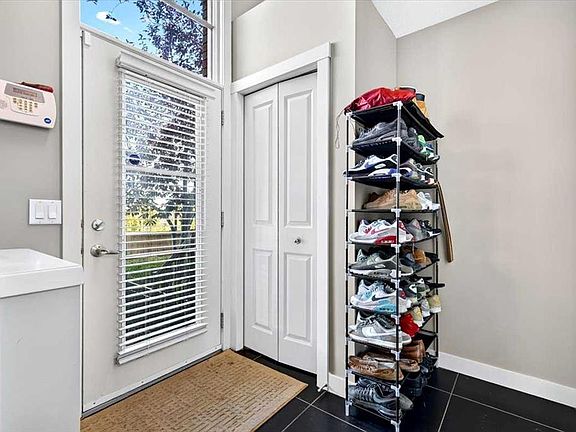 5th image of 73 N Aspen Hills Ter SW