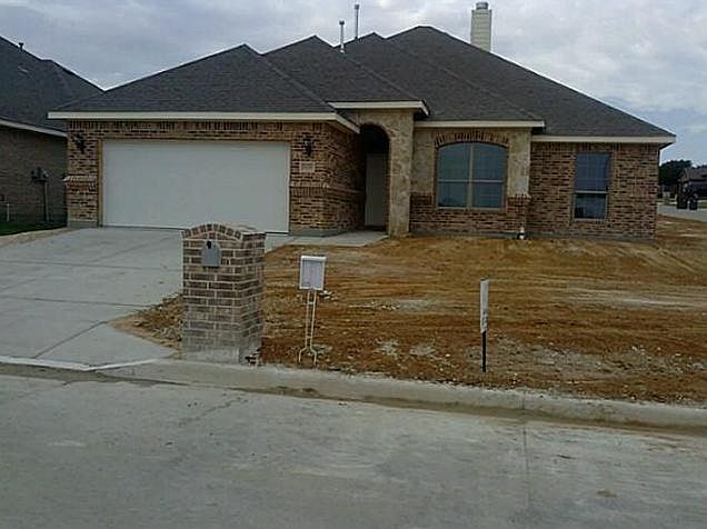 1st image of 11109 Silver Horn Dr