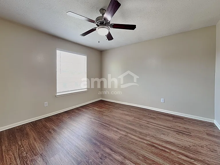 9031 Ferndale View Dr — Photo 18