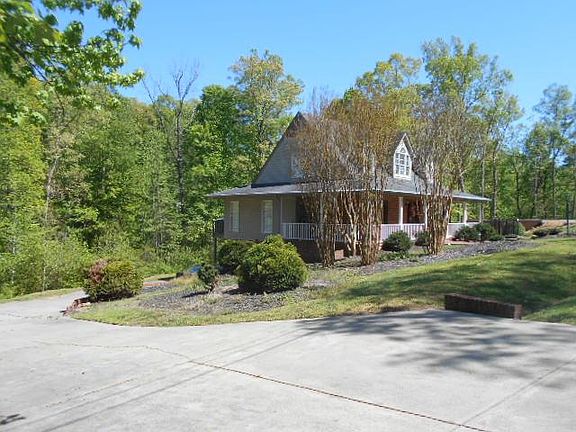 2nd image of 465 Berkshire Dr