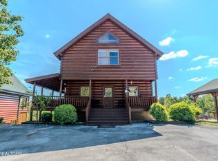 665 Stockton Dr, Sevierville, TN 37876