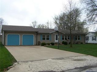 923 Park St, Monroe City, MO 63456