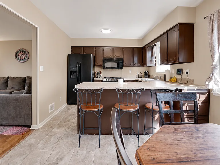 12065 Riverbend Dr — Photo 6