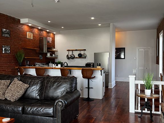 2nd image of 321 N Union St #1