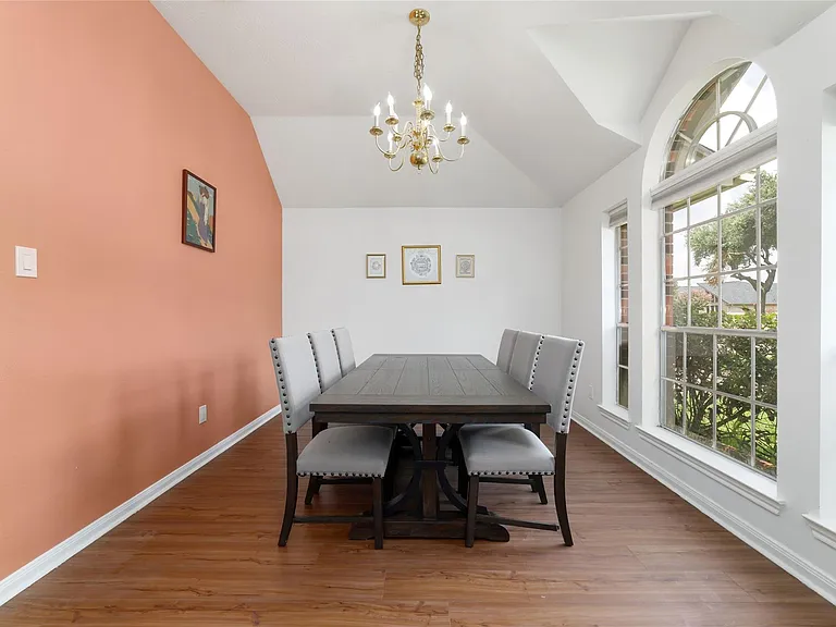 7919 Quail Meadow Dr — Photo 13