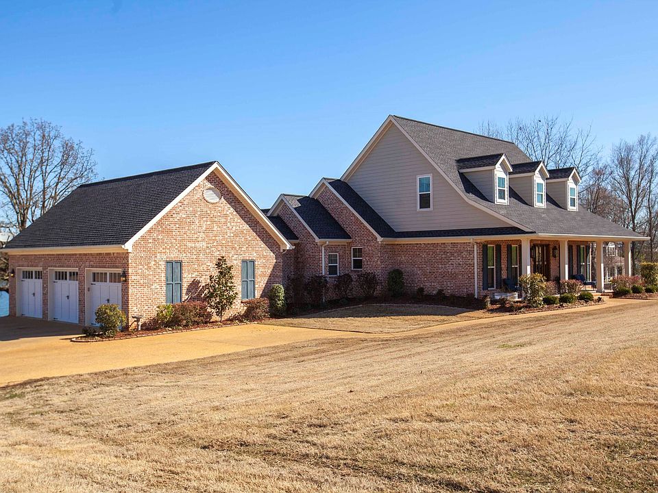 1st image of 430 W Briar Lake Dr