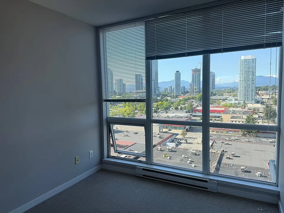 Building Photo - 13688 100th Ave