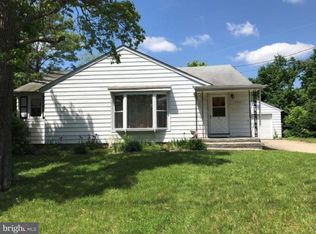 202 Washington St, Hainesport, NJ 08036