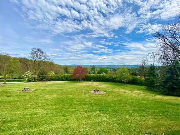 2nd image of 115 Mount View Hts
