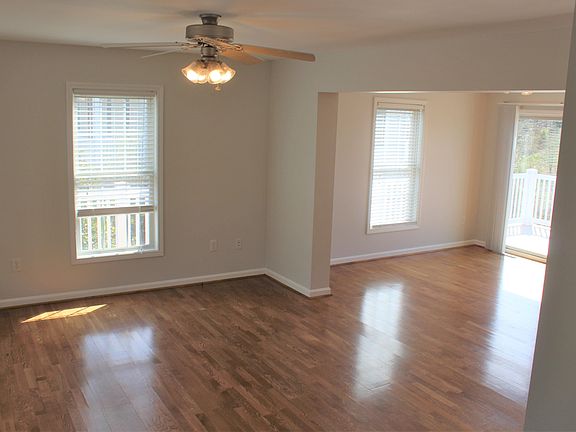 4th image of 65 Jackson Heights Dr