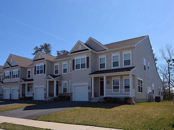 2nd image of 37530 Worcester Dr