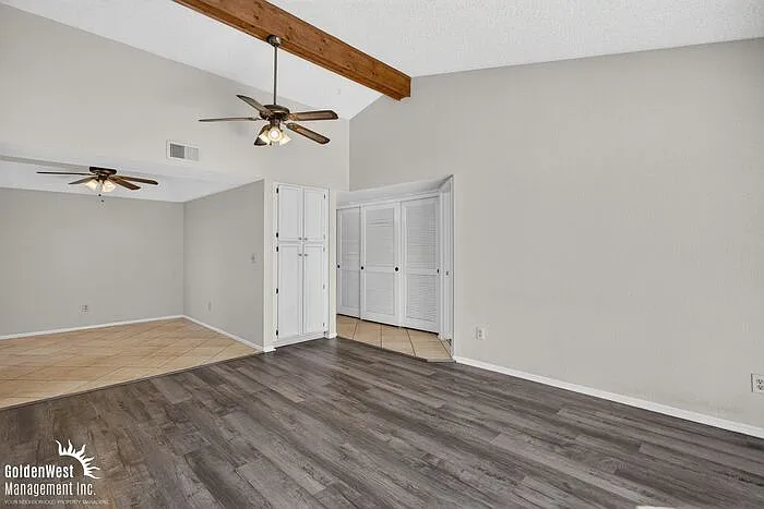 2 bed, 2.0 bath, 1055 sqft, $1,600 — Photo 3