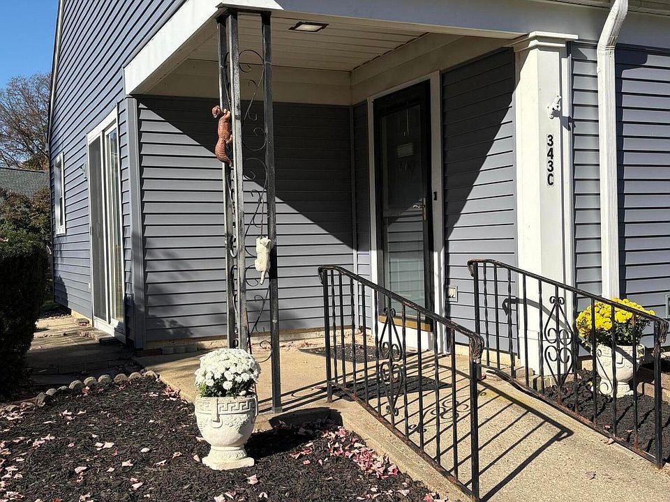 2nd image of 343 Narragansett Lane #343C