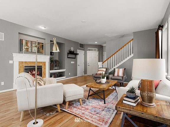 Freshly painted interior, spacious everyday living areas.