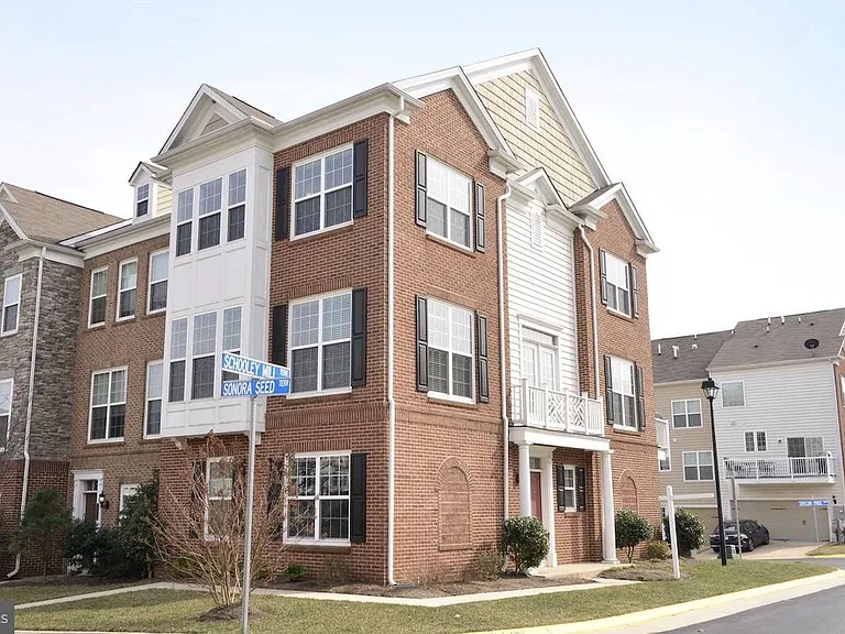 25496 Schooley Mill Ter — Photo 2