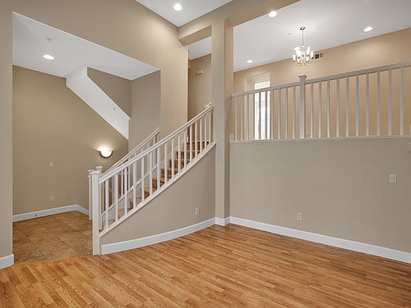 5th image of 10280 Park Green Ln