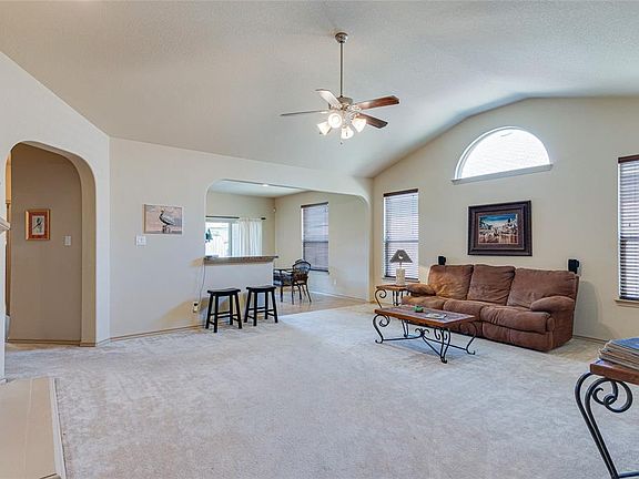 4th image of 1424 Elkford Ln
