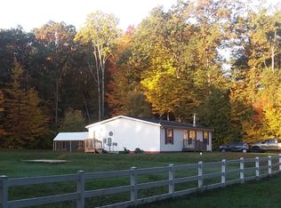 6543 E Smalley Dr, Wahalla, MI 49458