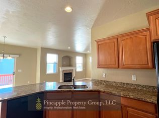 2853 W Fox Hunters Loop, Lehi, UT 84043