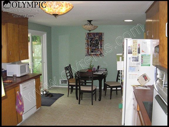 005 Kitchen & Dining_07062016
