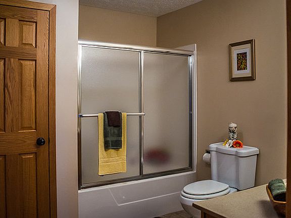 3rd image of 56074 240th St