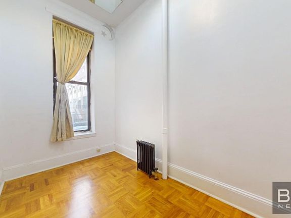 4th image of 154 W 92nd St APT 2F