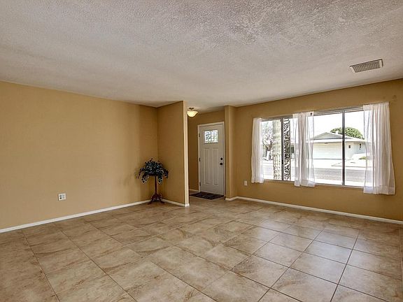 4th image of 12214 N Sun Valley Dr