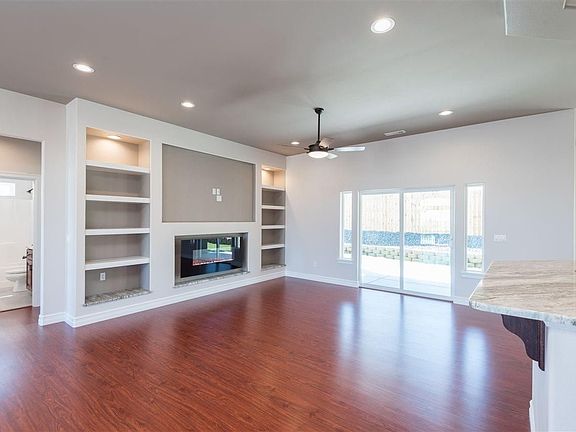 4th image of 3407 W 42nd Ave