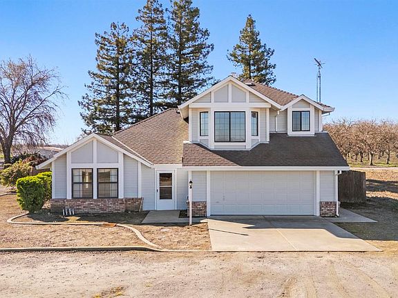 2nd image of 8711 Fruchtenicht Rd