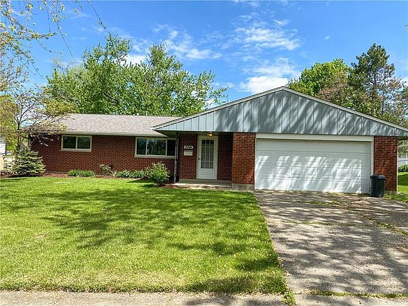 2nd image of 3041 Fontano Dr