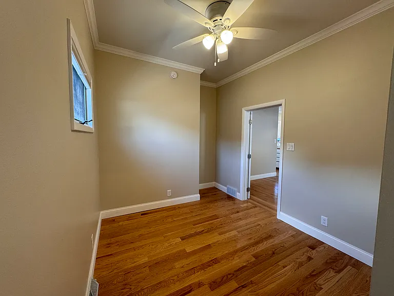 313 Chestnut St — Photo 13