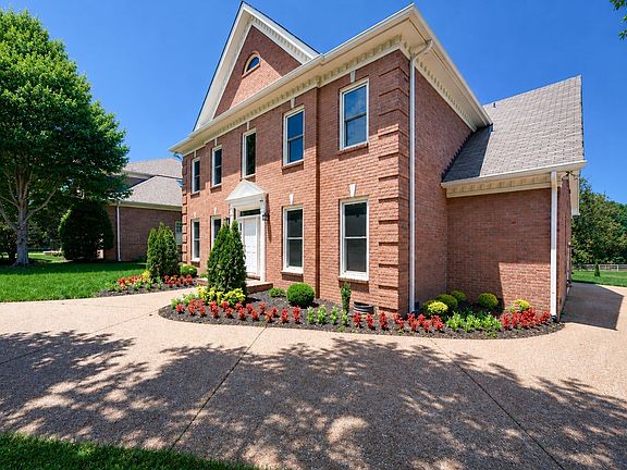 3rd image of 1605 Ardenwood Ct