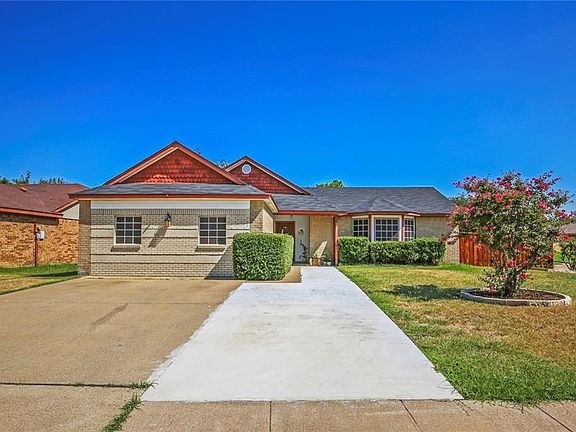 2nd image of 2602 Claremont Dr