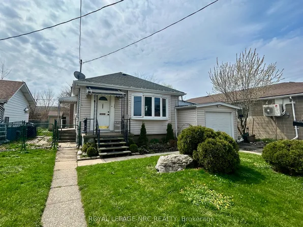 129 Gilmore Rd, Fort Erie, ON L2A 2L9