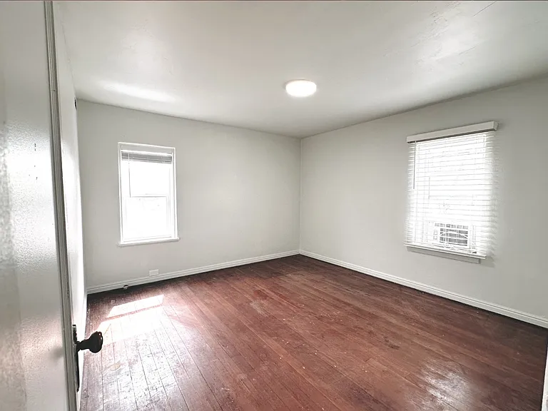 1333 N Main St — Photo 19