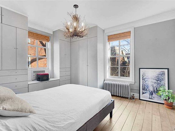 5th image of 3437 80th St #41