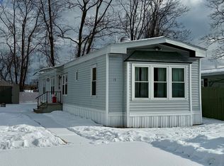 15 Nelligan Dr, Chicopee, MA 01020