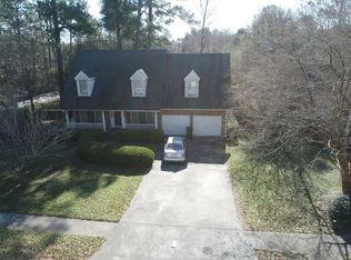 100 Towhee Dr, Summerville, SC 29485