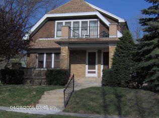 2474 N 63rd St, Wauwatosa, WI 53213