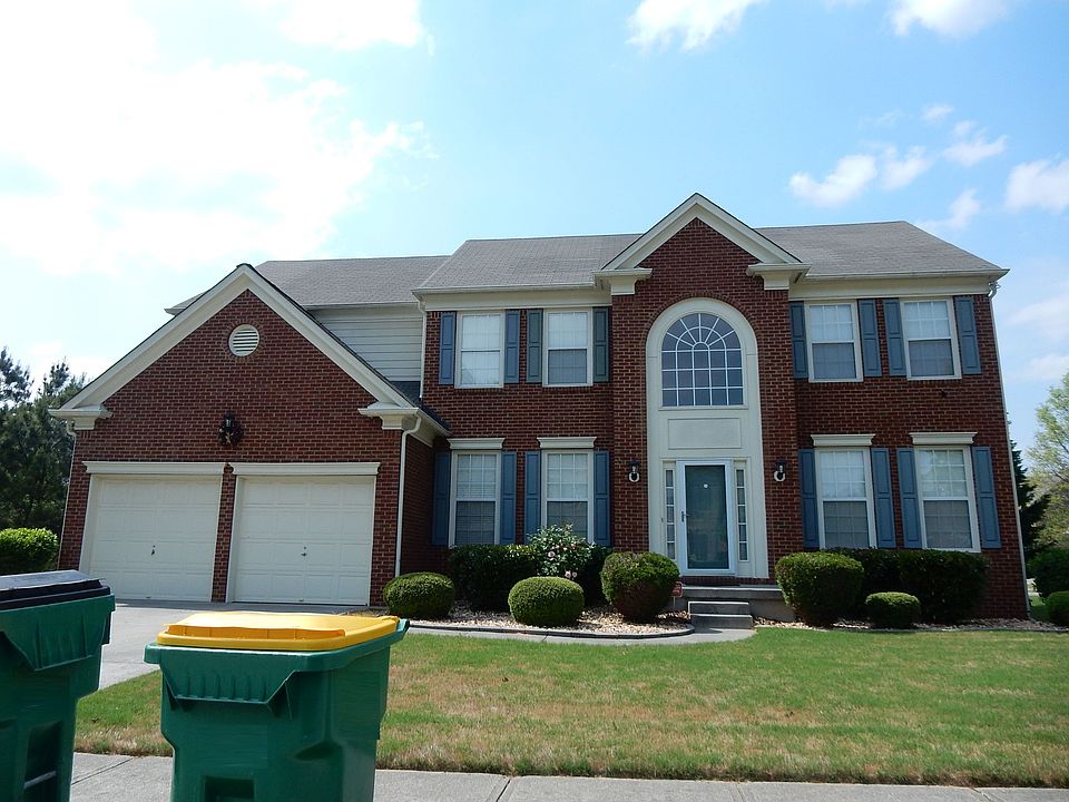 2nd image of 100 Gainesway Dr
