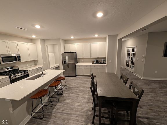 5th image of 8631 Kellner St