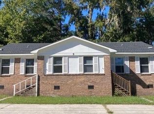 5 Adams Cir, Beaufort, SC 29902